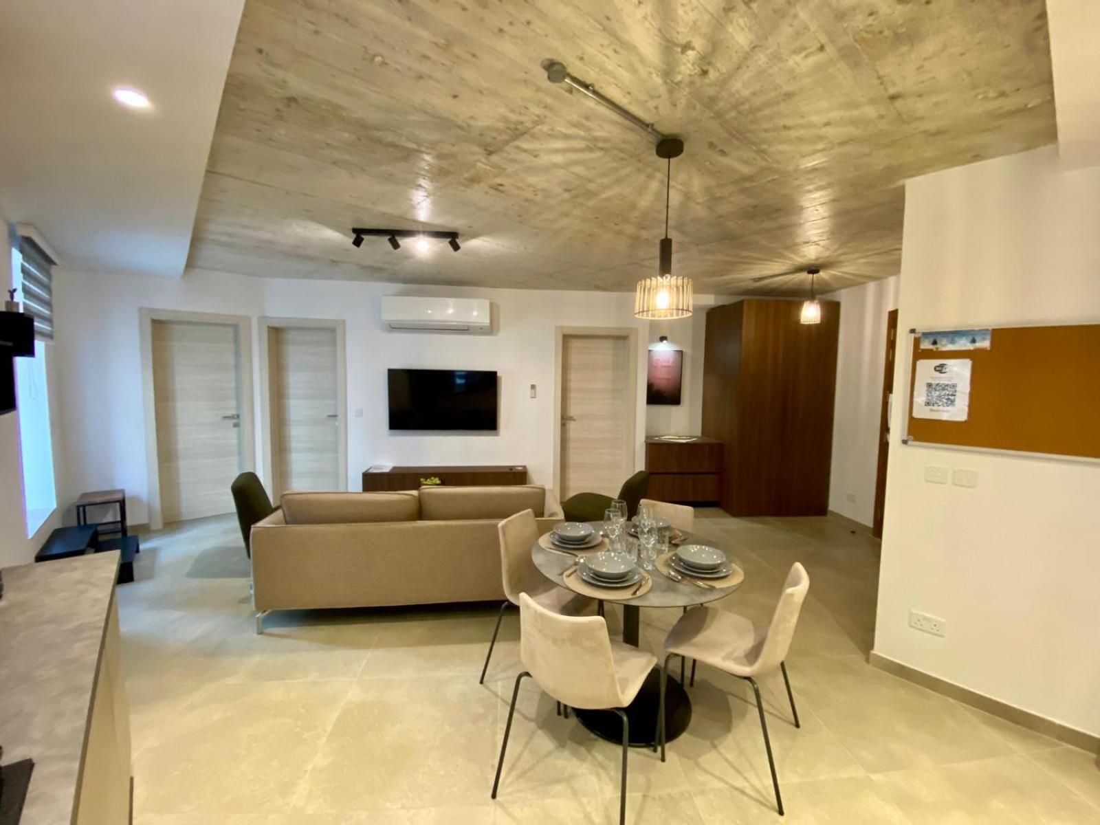Cosy Modern In Il-gzira