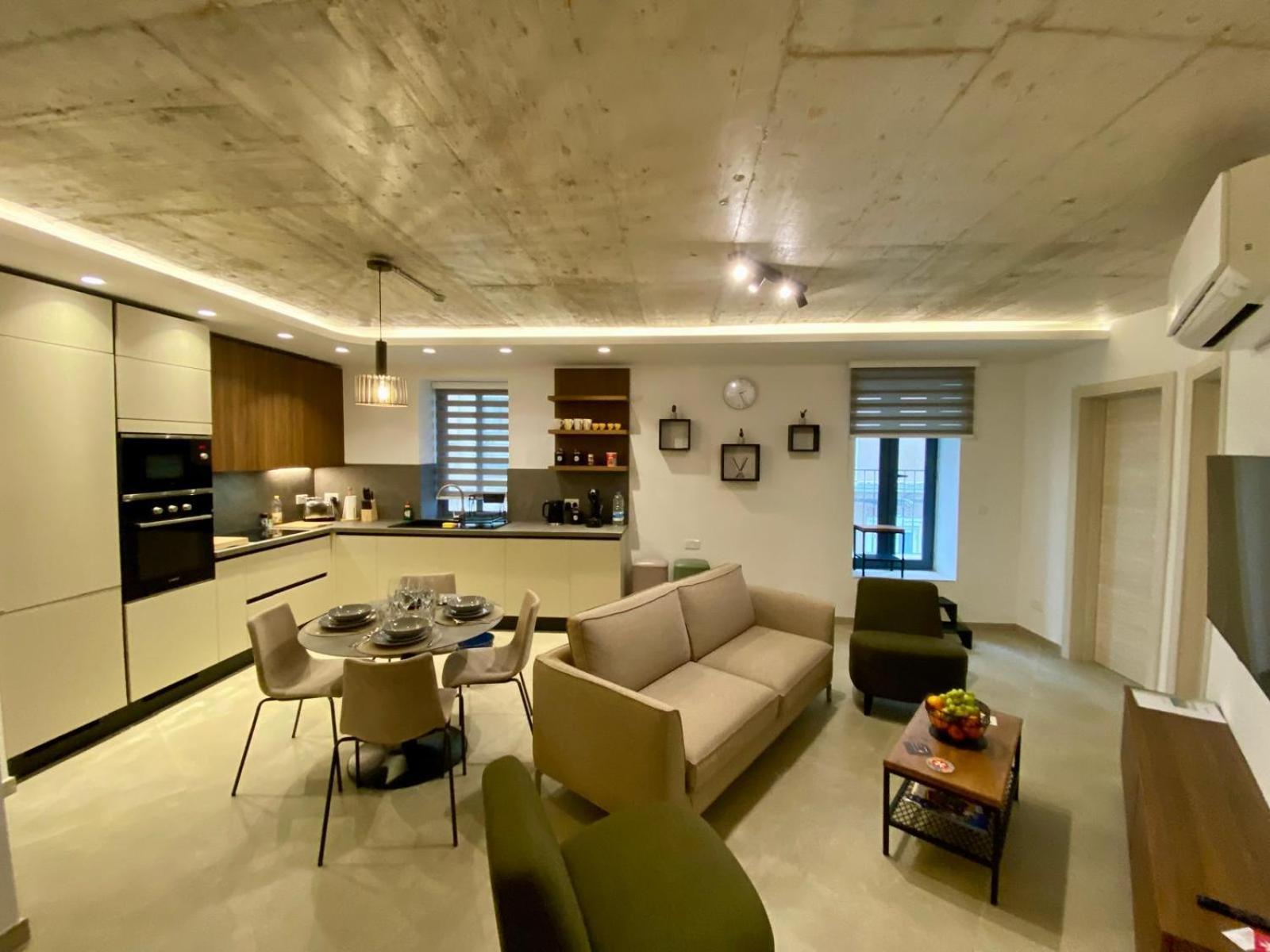 Cosy Modern In Il-gzira