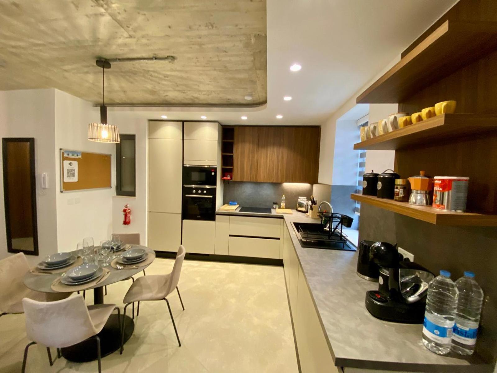 Cosy Modern In Il-gzira
