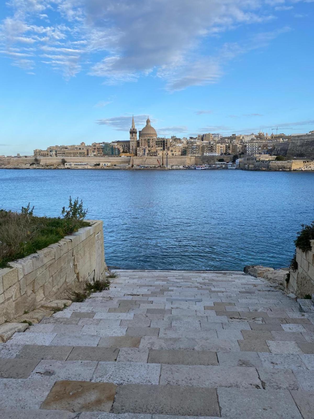 Cosy Modern In Il-gzira Appartement Gzira
